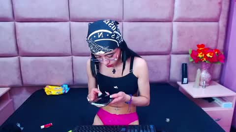 Snapshot of anny_swet chatting on December 2024 12:49:01 PM Anny online show from December 2024 12:49:01 PM
