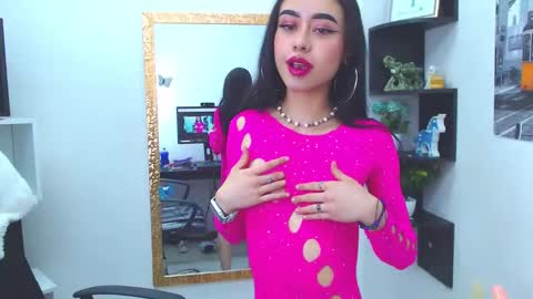 Snapshot of anny_swet chatting on February 2025 12:42:01 PM Anny online show from February 2025 12:42:01 PM