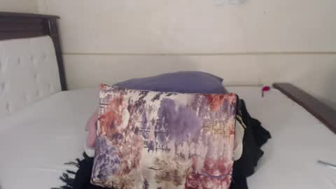Snapshot of annybecca chatting on July 2026 05:23:02 PM Anny online show from July 2026 05:23:02 PM