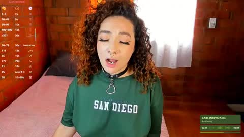 Snapshot of annycolin chatting on February 2025 08:16:02 PM Anny IG online show from February 2025 08:16:02 PM