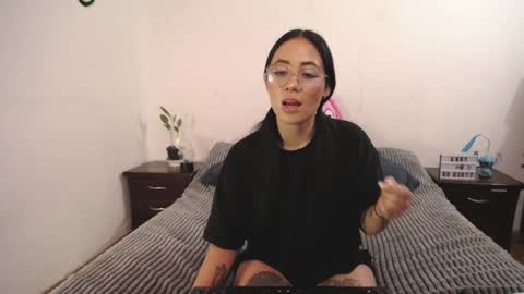 Anny online show from February 2025 12:03:01 AM