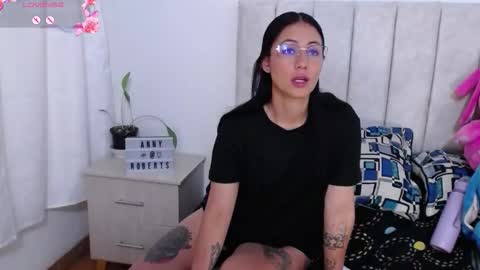 Anny online show from October 2025 11:13:02 AM