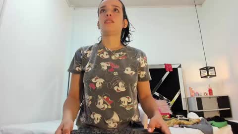 Anny online show from February 2025 08:10:01 PM