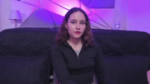Snapshot of annythomsonn chatting on December 2024 09:00:02 PM AnnyT online show from December 2024 09:00:02 PM