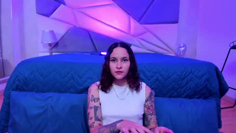Snapshot of annythomsonn chatting on January 2025 09:14:02 PM AnnyT online show from January 2025 09:14:02 PM