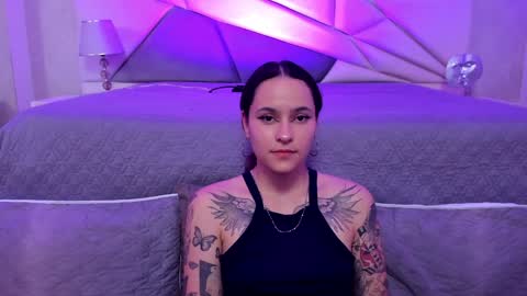 Snapshot of annythomsonn chatting on January 2025 10:13:02 PM AnnyT online show from January 2025 10:13:02 PM