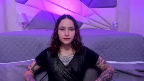 Snapshot of annythomsonn chatting on January 2025 01:57:02 AM AnnyT online show from January 2025 01:57:02 AM