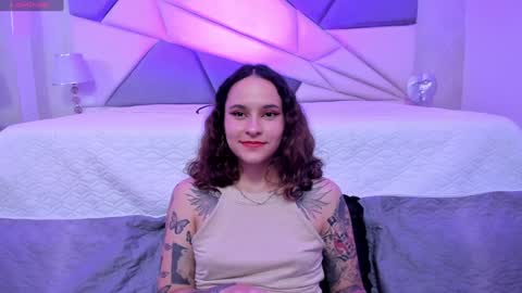Snapshot of annythomsonn chatting on January 2025 11:50:02 PM AnnyT online show from January 2025 11:50:02 PM