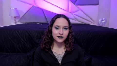 Snapshot of annythomsonn chatting on February 2025 11:53:02 PM AnnyT online show from February 2025 11:53:02 PM