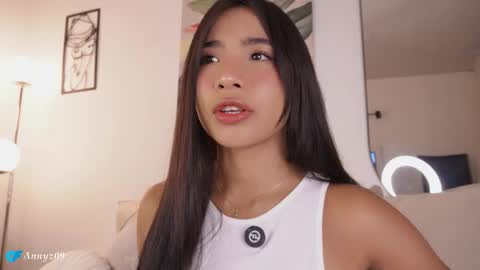 Snapshot of annyz09 chatting on February 2026 12:14:01 PM Annyz online show from February 2026 12:14:01 PM