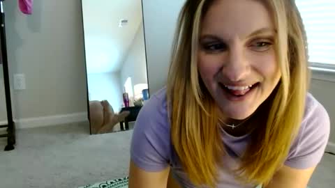 heyitsansley online show from February 2026 06:15:02 PM