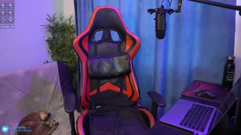 Anthony Buitrago Independent model online show from February 2025 10:00:02 PM