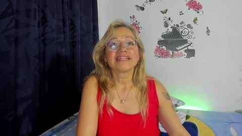 Snapshot of anthonela_mature_ chatting on January 2025 03:40:02 AM anthonela_mature_ online show from January 2025 03:40:02 AM