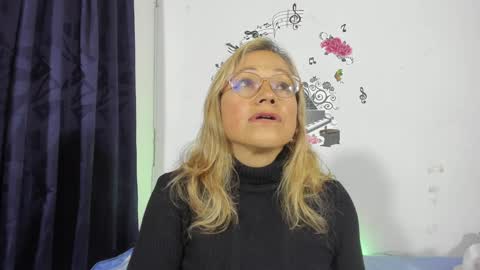 Snapshot of anthonela_mature_ chatting on February 2025 12:33:01 AM anthonela_mature_ online show from February 2025 12:33:01 AM