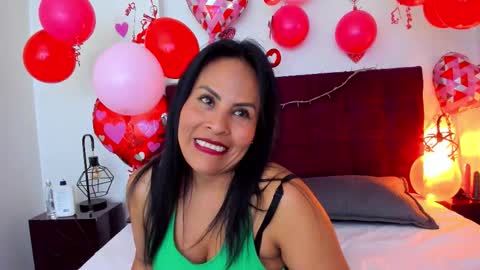 Snapshot of anthonelaa__ chatting on February 2026 08:05:02 PM Anthonelaa online show from February 2026 08:05:02 PM