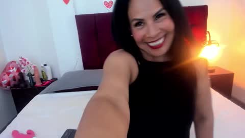 Snapshot of anthonelaa__ chatting on March 2026 08:04:02 PM Anthonelaa online show from March 2026 08:04:02 PM