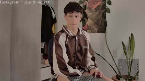 TONY NEW ACCOUNT online show from September 2025 11:48:01 PM