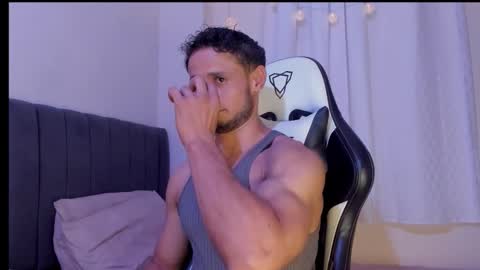 Adonys Creeb online show from September 2025 05:51:02 AM