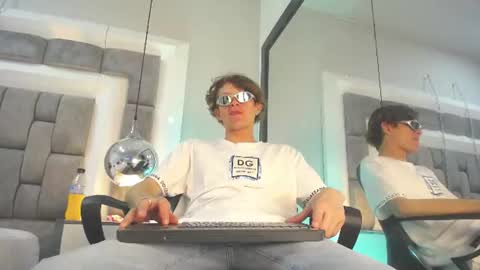 Anthonny online show from June 2026 08:22:02 PM