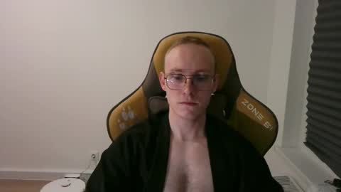 anthonythorn online show from October 2025 09:48:01 PM