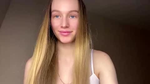 Viktoria online show from February 2026 04:43:01 PM