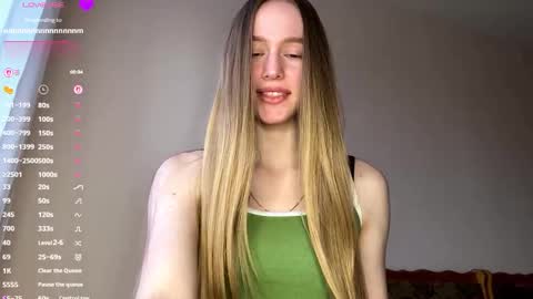 Viktoria online show from March 2026 03:18:01 PM