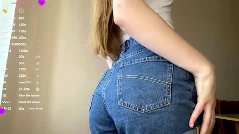 Viktoria online show from April 2026 03:14:01 PM