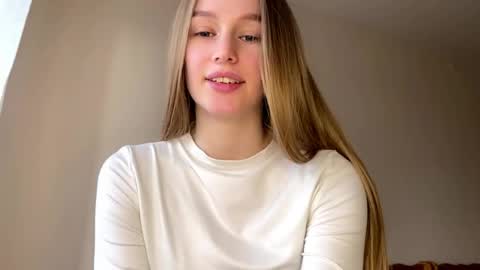 Viktoria online show from April 2026 03:21:02 PM