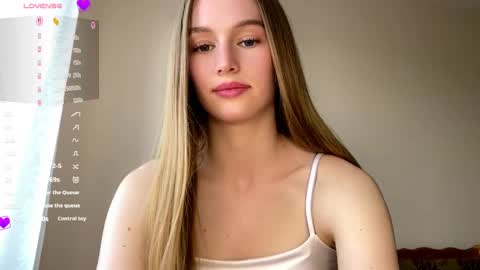 Viktoria online show from May 2026 03:20:02 PM