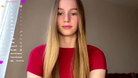 Viktoria online show from May 2026 03:39:01 PM