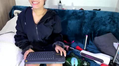 Snapshot of antofoxwbc chatting on February 2025 11:04:01 AM Anto online show from February 2025 11:04:01 AM