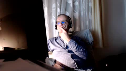 anton online show from February 2025 10:06:02 PM