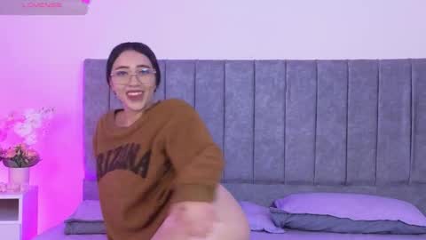 antonella online show from October 2025 07:52:01 PM