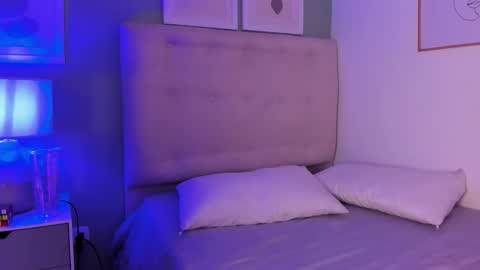 Antonella  online show from March 2026 05:48:01 AM