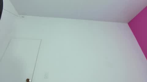 Snapshot of antonella_bonnet_ chatting on February 2025 01:41:01 AM ANTONELLA online show from February 2025 01:41:01 AM