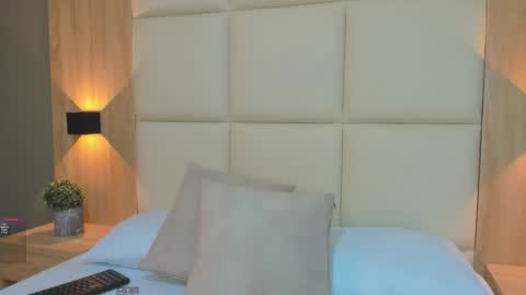 Snapshot of antonella_cutie_ chatting on November 2025 12:17:01 PM A N T O N E L L A online show from November 2025 12:17:01 PM