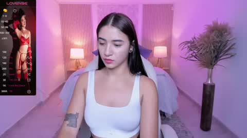 Snapshot of antonella_grayy chatting on October 2025 10:59:02 AM Antonella Grayy online show from October 2025 10:59:02 AM