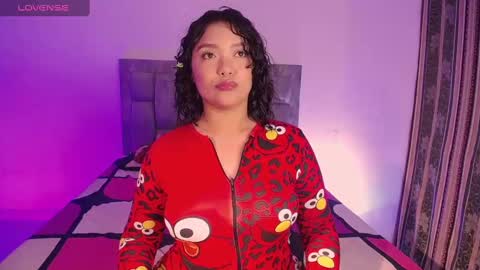 Snapshot of antonella_latin_curvy chatting on September 2025 02:57:01 AM Anne online show from September 2025 02:57:01 AM