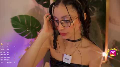 Snapshot of antonella_maitt chatting on March 2026 02:59:01 AM Nell. online show from March 2026 02:59:01 AM