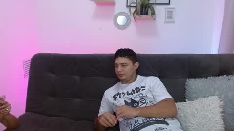 Antonella y Brian online show from October 2025 06:41:02 PM