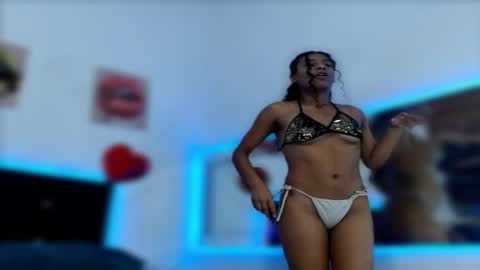 antonella online show from November 2025 07:10:01 PM