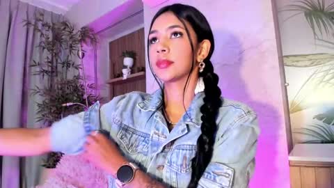 Antonella Rossi online show from June 2026 01:28:02 AM