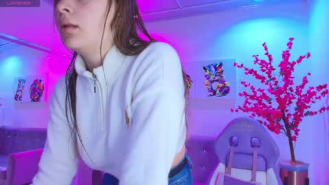 Antonella  online show from April 2026 03:48:02 AM