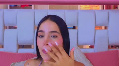 Snapshot of antonellaa_hanks chatting on January 2025 01:24:02 PM online show from January 2025 01:24:02 PM