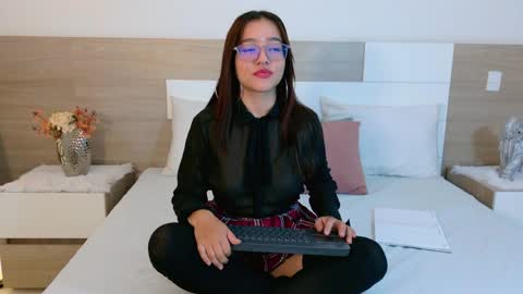 Antonella online show from March 2026 03:28:01 AM