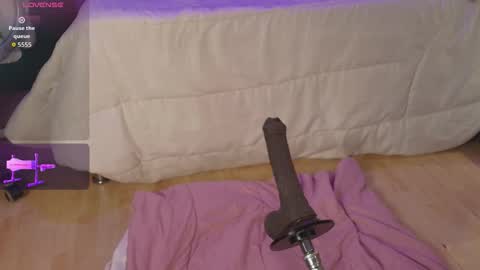 Antonella online show from October 2025 03:30:01 AM