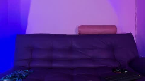 Antonellajohnston online show from October 2025 11:56:02 AM