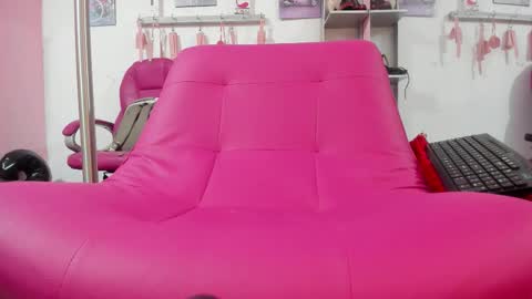 ANTONELLA online show from September 2025 11:55:01 AM