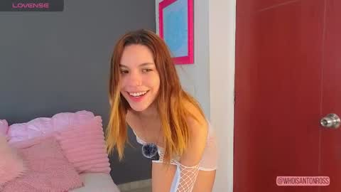 Antonella  online show from May 2026 02:43:01 PM