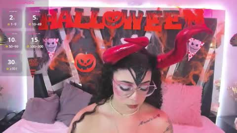 A N T O N E L L E  online show from October 2025 11:33:02 AM